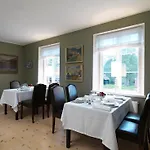 酒店 布罗霍姆城堡酒店 3*