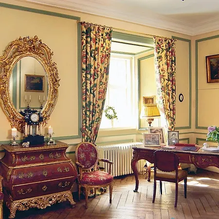 Broholm Castle Hotel 3*