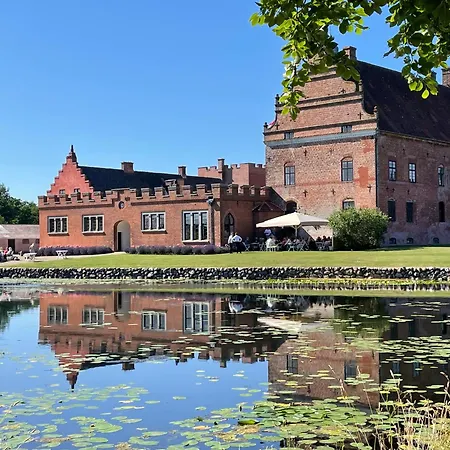 ホテル Broholm Castle
