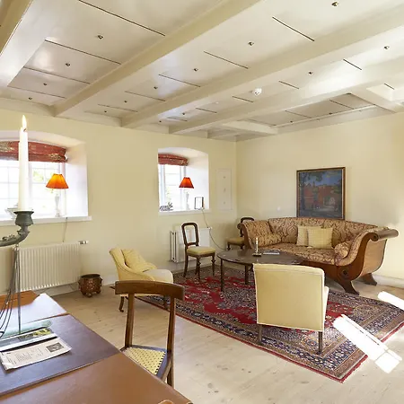 Broholm Castle Hotel