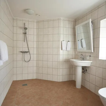 Broholm Castle Hotell Gudme