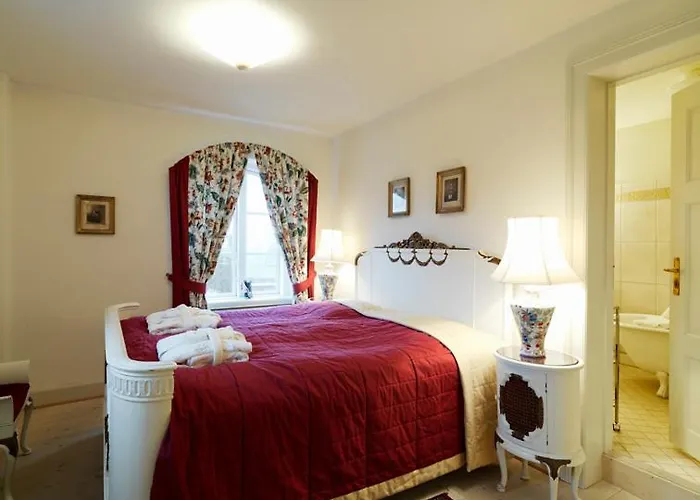 Broholm Castle Hotel