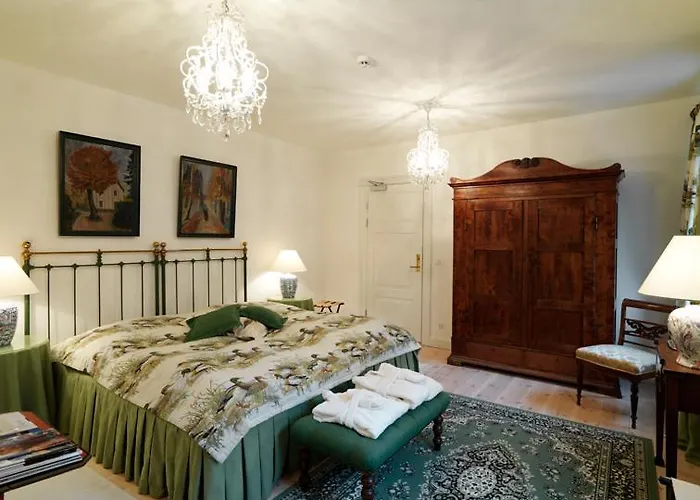 Broholm Castle Hotel 3*