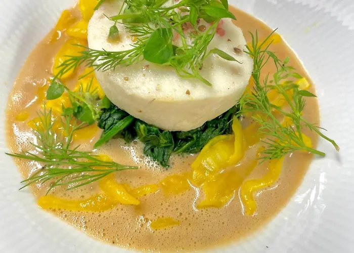 Hotel Broholm Castle 3*