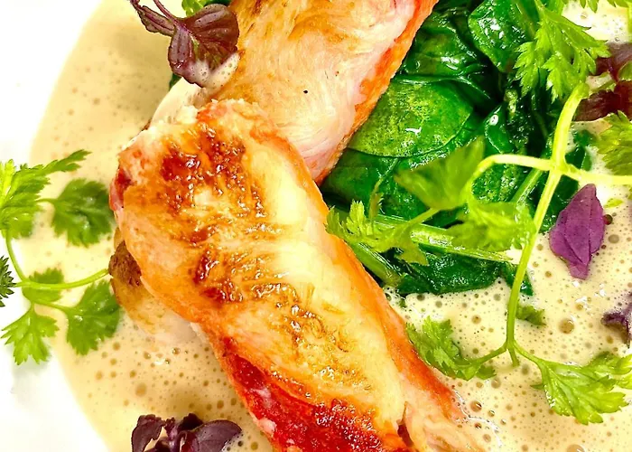 Broholm Castle Отель Gudme