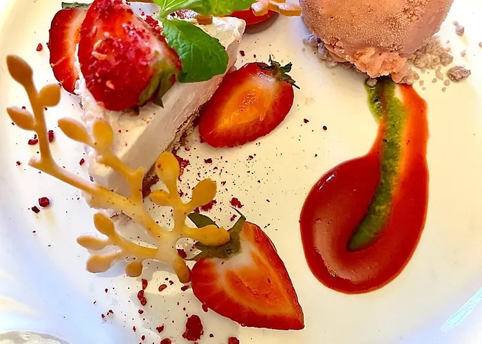 Broholm Castle Отель