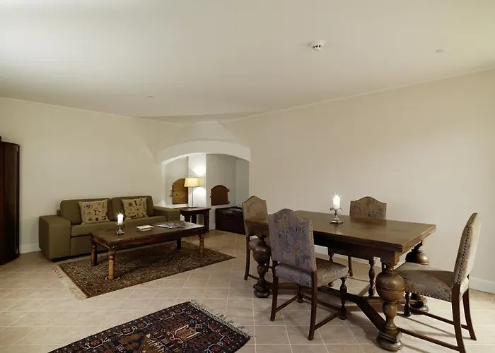 Broholm Castle Hotel Gudme