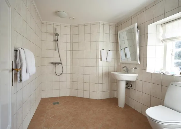 Broholm Castle Hotel Gudme